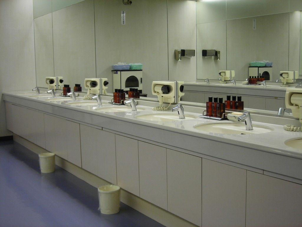Capsule Kamata Tokio