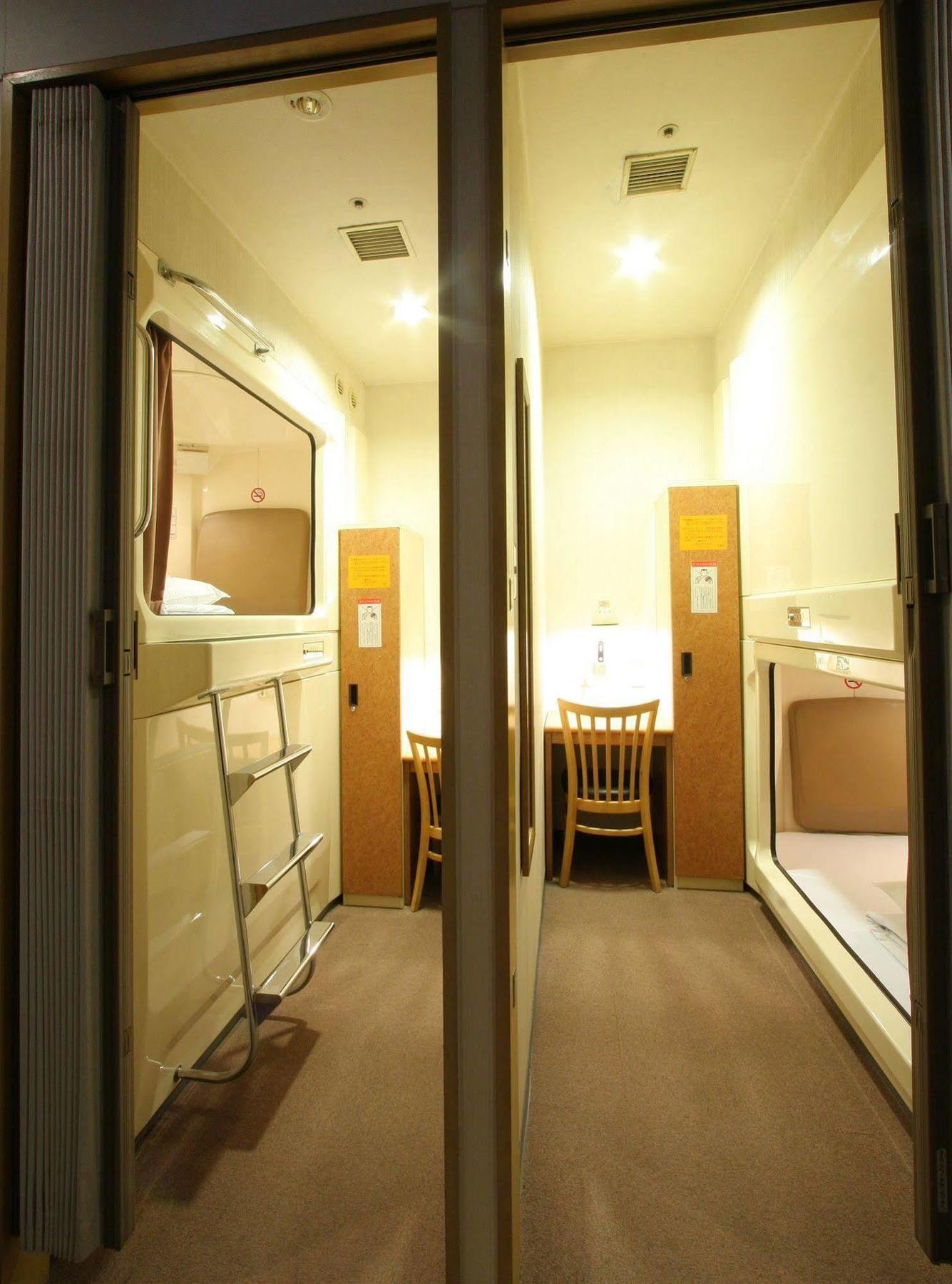 Capsule Kamata Capsulehotel 2*