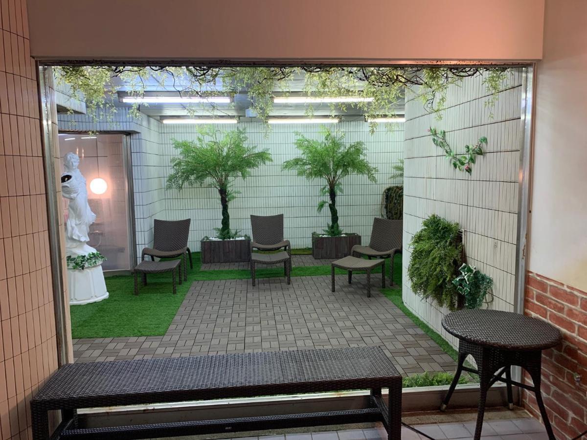 Capsule Kamata Capsulehotel 2*